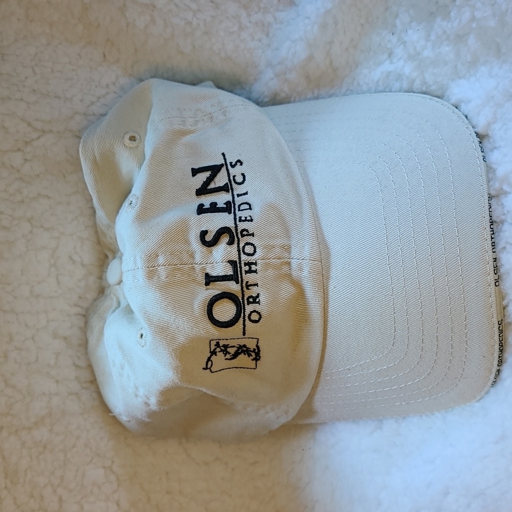 💲 NEW Cream Colored Hat Adjustable Cotton